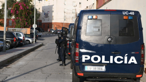 Furgón agentes Policía Nacional