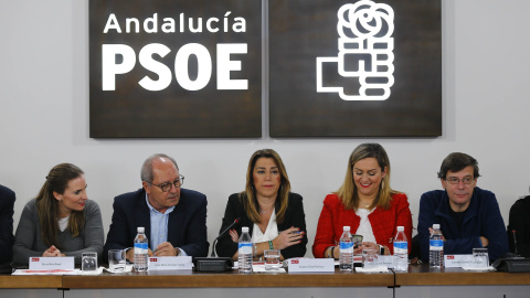 La líder de los socialistas andaluces y presidenta en funciones de la Junta, Susana Díaz, en la reunión de la dirección autonómica del partido para valorar los resultados de las elecciones al Parlamento de Andalucía del 2-D. REUTERS/Marcelo