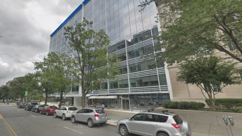 El edificio de oficinas de Washington, situado cerca de la Casa Blanca, adquirido por el empresario Amancio Ortega. GOOGLE STREET VIEW