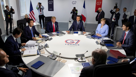 26/08/2019 - El presidente del Consejo de la UE, Donald Tus acompañado de Giuseppe Conte (Italia), Shinzo Abe (Japón), Donald Trump (EEUU), Emmanuel Macron (Francia) Angela Merkel (Alemania), Justin Trudeau (Canadá) en la cumbre del G7 - Ia