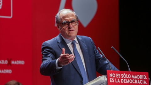 El candidato socialista a la Presidencia de la Comunidad de Madrid, Ángel Gabilondo, durante un acto del partido, a 30 de abril de 2021, en el Teatro Municipal Centro de Navalcarnero, Navalcarnero, Madrid, (España).