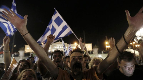 Celebración de los partidarios del 'NO' en Plaza Syntagma.- EFE