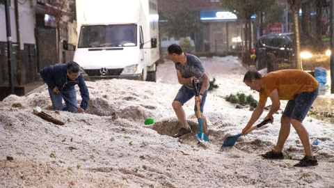 26.08.2019 - Imágenes tras el temporal en Arganda del Rey. / EFE/Rodrígo Jiménez