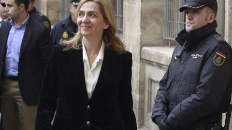 La infanta Cristina se dirige a los juzgados de Palma para declarar, el pasado febrero.