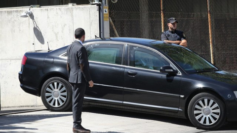 Rajoy sale en coche de la Audiencia Nacional tras declarar por Gürtel. EUROPA PRESS