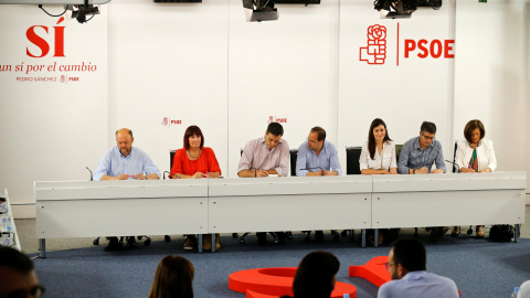 Imagen de la reunión de la Ejeutiva Federal del PSOE, presidida por Pedro Sánchez, para analizar los resultados de las elecciones del 26-J. REUTERS/Andrea Comas