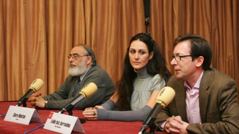 Emilio Ruiz Barrachina (a la derecha), en la presentación de su documental sobre la copla, en 2008