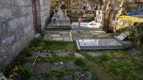 Las dos mujeres aparecieron tiroteadas el 29 de octubre de 1937 y sus cuerpos fueron trasladados al cementerio de Mosteiro de Ribeira.- ARMH