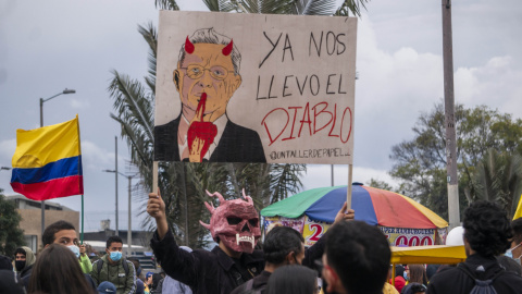 15/05/2021. Imagen de las protestas de este sábado en Bogotá, Colombia. - EUROPA PRESS