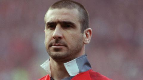 Eric Cantona, uno de los mejores jugadores de la historia de Francia.- REUETRS