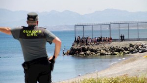 Fallece ahogado un migrante cuando intentaba entrar a nado en Ceuta