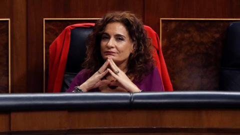 La ministra de Hacienda María Jesús Montero, durante su intervención en el pleno del Congreso