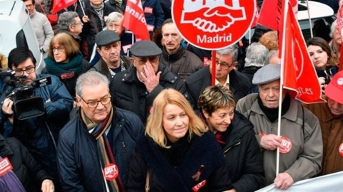 Representantes de UGT y pensionistas en la manifestación celebrada en Madrid. EUROPA PRESS