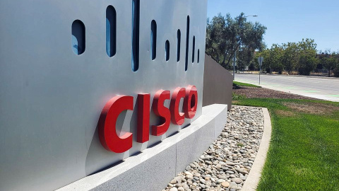 El logo de la empresa tecnológica Cisco Systems en el exterior de sus oficinas en San Jose(California, EEUU). REUTERS/Paresh Dave