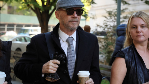 El cineasta Paul Haggis a su llegada al juicio en Nueva York- 19/10/2022