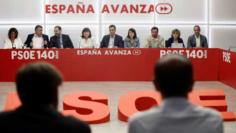 El secretario general del PSOE, Pedro Sánchez, preside la primera reunión tras el verano de la Ejecutiva Federal del partido, en la sede de Ferraz. EFE/Mariscal