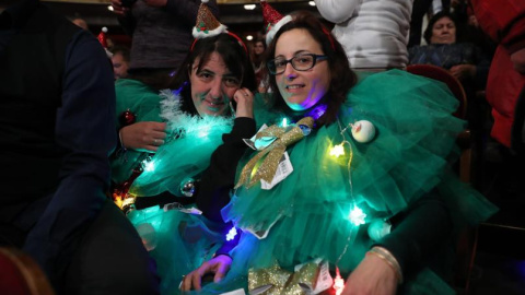 Unas mujeres disfrazadas durante la pasada edición. Chema Moya/EFE.