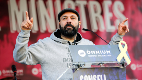 El vicepresidente de Omnium Marcel Maura, durante el acto convocado por la organización soberanista como altenativa  al Consejo de Ministros celebrado en la Llotja de Mar de Barcelona. EFE/Alejandro García