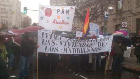 Manifestantes denunciando la situación del IVIMA, en una foto de archivo | EP