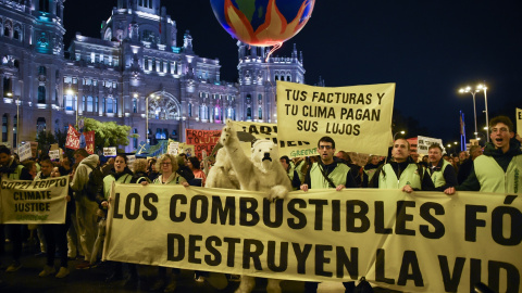 Imagen de una grupo de manifestantes contra la crisis climática en Madrid.