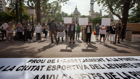 Concentración ante el Ajuntament de València.