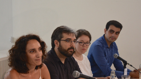 Isabel Elbal, Emmanuel Rodríguez, Paz Serra y David Leal, portavoces de Ahora en Común (de izquierda a derecha)./ AGUSTÍN MILLÁN