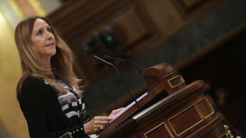 La diputada del PP Marta González Vázquez, durante su intervención en el Pleno del Congreso que debate la enmienda a la totalidad presentada por el PP a la proposición de ley contra la discriminación por orientación sexual, identidad o expr