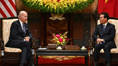 El presidente de Vietnam, Vo Van Thuong, y el presidente estadounidense, Joe Biden, en el Palacio Presidencial de Hanoi, a 11 de septiembre de 2023.