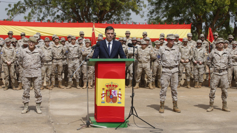 El presidente del Gobierno, Pedro Sánchez, en Mali para visitar al contingente militar de su país desplegado en ese país de África Occidental. EFE/Ballesteros