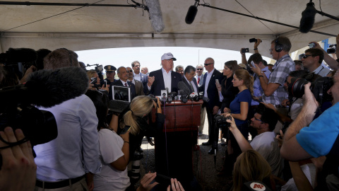 Donald Trump, durante una conferencia en la frontera entre EEUU y México, en la ciudad de Laredo (Texas)./ REUTERS/Rick Wilking