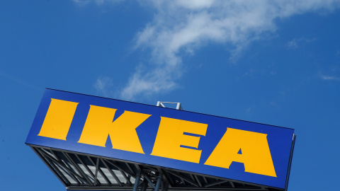 Logo de IKEA en una tienda de Voesendorf, Austria. / Reuters