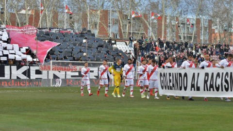 El mosaico exhibido en el estadio del Rayo. RAYO VALLECANO