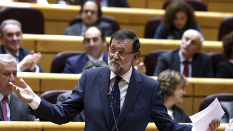 El presidente del Gobierno, Mariano Rajoy, interviene durante el pleno del Senado. Efe/Kiko Huesca