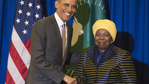 El presidente estadounidense Barack Obama pronuncia un discurso en la sede de la Unión Africana en Adís Abeba, Etiopía, hoy 28 de julio de 2015 AFP PHOTO / SAUL LOEB