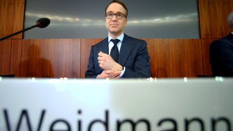 Jens Weidmann, presidente del Bundesbank y principal favorito para suceder en 2019 a Mario Draghi en el BCE, en la rueda de prensa del banco central alemán. REUTERS/Ralph Orlowski