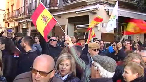 Gritos entre defensores y detractores en el aniversario de 'La toma de Granada'