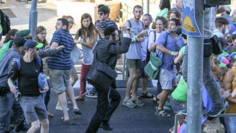 Detenido un judío ortodoxo tras apuñalar a seis personas en el Orgullo Gay de Jerusalén / Twitter