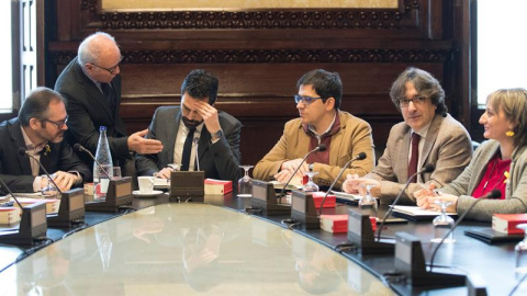 La Mesa, reunida hoy en el Parlament de Catalunya. EFE/ Marta Pérez