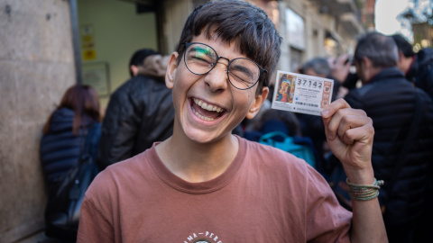 Cosmin Rotariu, el niño de 15 años que ha ganado el primer premio de la lotería de El Niño./EUROPA PRESS