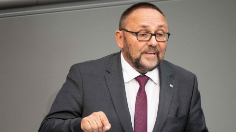 Frank Magnitz, diputado AfD en Bremen (Alemania) en una imagen de archivo. / AFP - FABIAN SOMMER