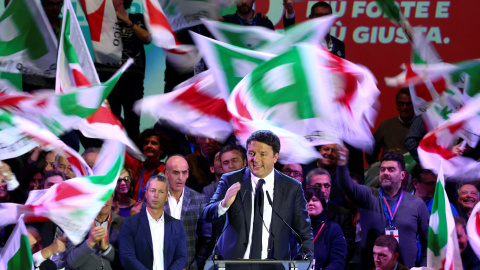 El líder del Partido Democrático italiano, Matteo Renzi, en un mitin en Roma. REUTERS/Alessandro Bianchi