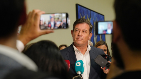 9/10/23 El secretario xeral de los socialistas gallegos, Xosé Ramón Gómez Besteiro, ayer en el Parlamento de Galicia.