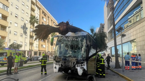 Autobús accidentado en Cádiz