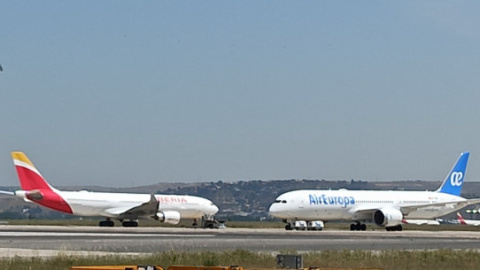 Aviones de Grupo Iberia y Air Europa.