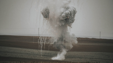 Explosión de un proyectil de fósforo blanco, a 18de noviembre de 2020.