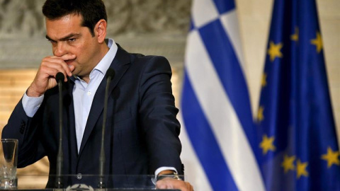 El primer ministro heleno, Alexis Tsipras, ha asegurado este viernes que las infraestructuras de Grecia no pueden soportar la afluencia de inmigrantes. PAUL HANNA / REUTERS