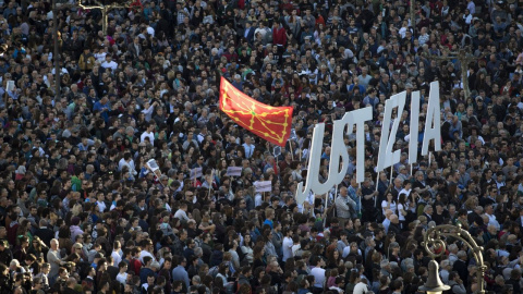 Imagen de archivo de una manifestación por el caso Altsasu. VILLAR LÓPEZ / EFE