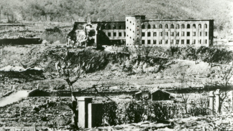 El Colegio Nacional de Shiroyama, en Nagasaki, tras la explosión de la bombra atómica.. REUTERS/Shigeo Hayashi/Nagasaki Atomic Bomb Museum