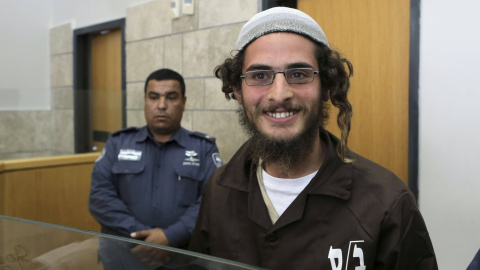 El activista de ultraderecha Meir Ettinger, en su comparecencia ante el tribunal de Nazaret, el pasado 4 de agosto. REUTERS/Ammar Awad