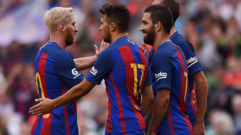 Los jugadores del Barcelona celebran uno de los goles anotados ante el Celtic. - REUTERS